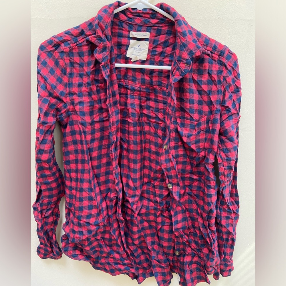 American Eagle Outfitters Soft Boyfriend Fit Navy/Red Flannel Button Up Shirt XS